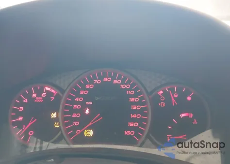 2008 Pontiac Grand Prix Gxp z USA, uszkodzony, nr VIN 2G2WC58C081162096